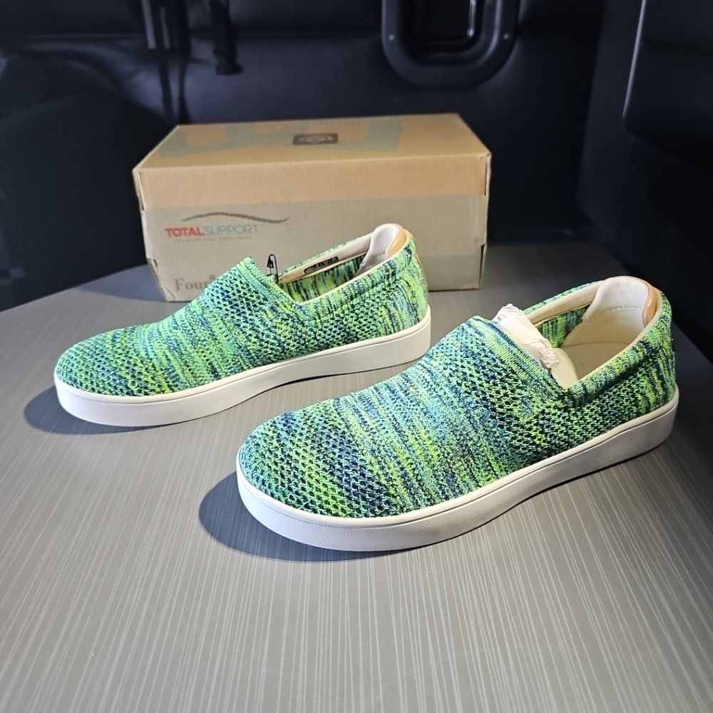 Spenco Coastal Slip-On Orthotic Sneakers Women's 7.5W Stretchy Comfort Shoes NWB